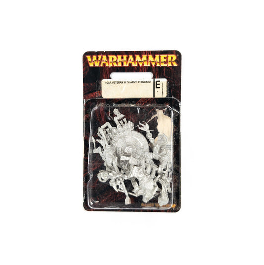 Lizardmen - Scar Veteran with Army Standard