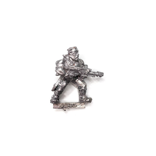 Imperial Guard - Catachan Jungle Fighter with Lasgun